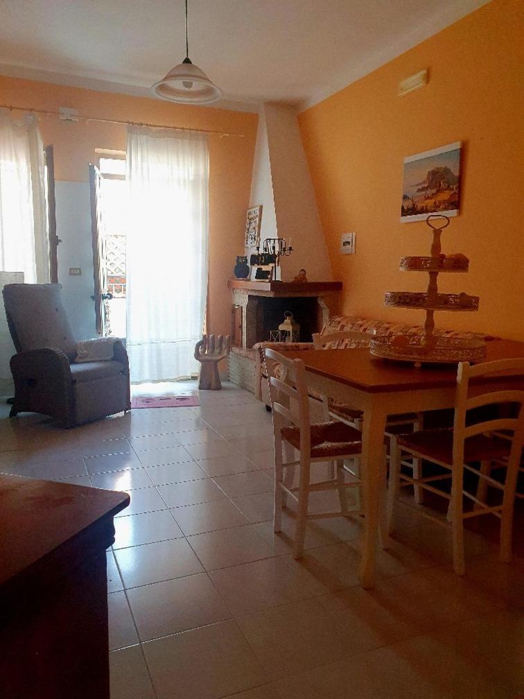 Casa Vacanze Rosy "Nel Verde" بالينورو المظهر الخارجي الصورة