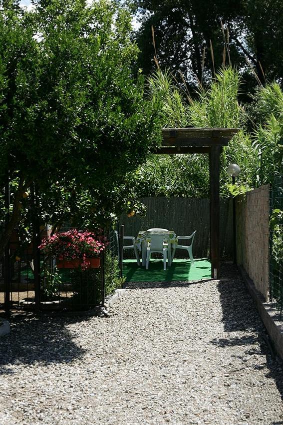 Casa Vacanze Rosy "Nel Verde" بالينورو المظهر الخارجي الصورة