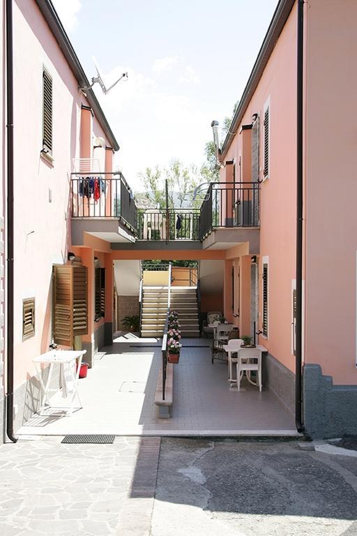 Casa Vacanze Rosy "Nel Verde" بالينورو المظهر الخارجي الصورة