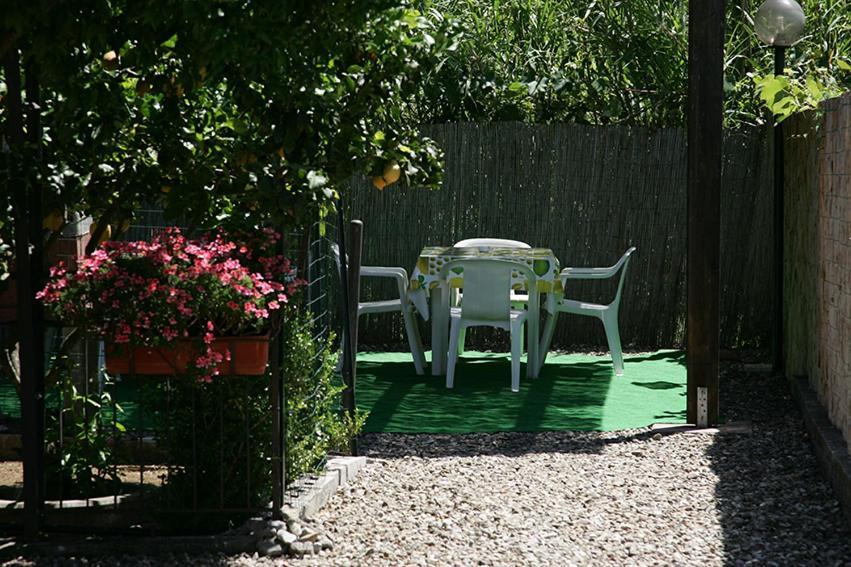 Casa Vacanze Rosy "Nel Verde" بالينورو الغرفة الصورة
