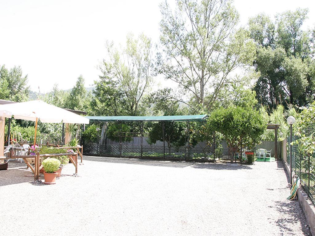 Casa Vacanze Rosy "Nel Verde" بالينورو الغرفة الصورة